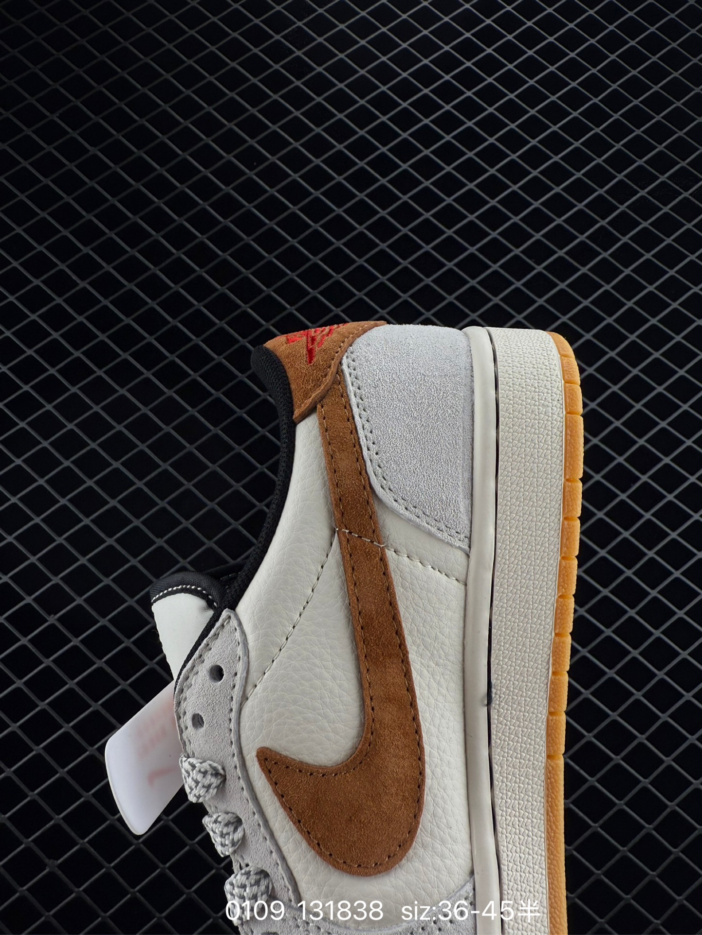 Travis Scott x Air Jordan 1 ” Reverse Mocha “